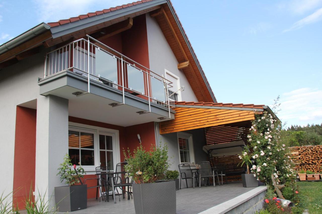 Ferienwohnung Leibl Oberviechtach エクステリア 写真